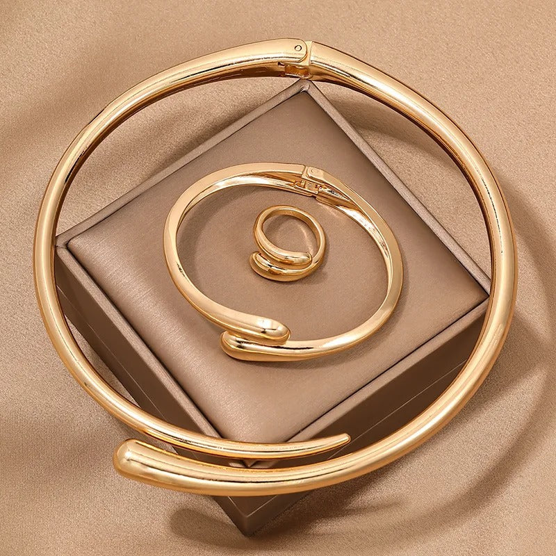 ELISA SET™ | Elegante set da due pezzi più uno in regalo